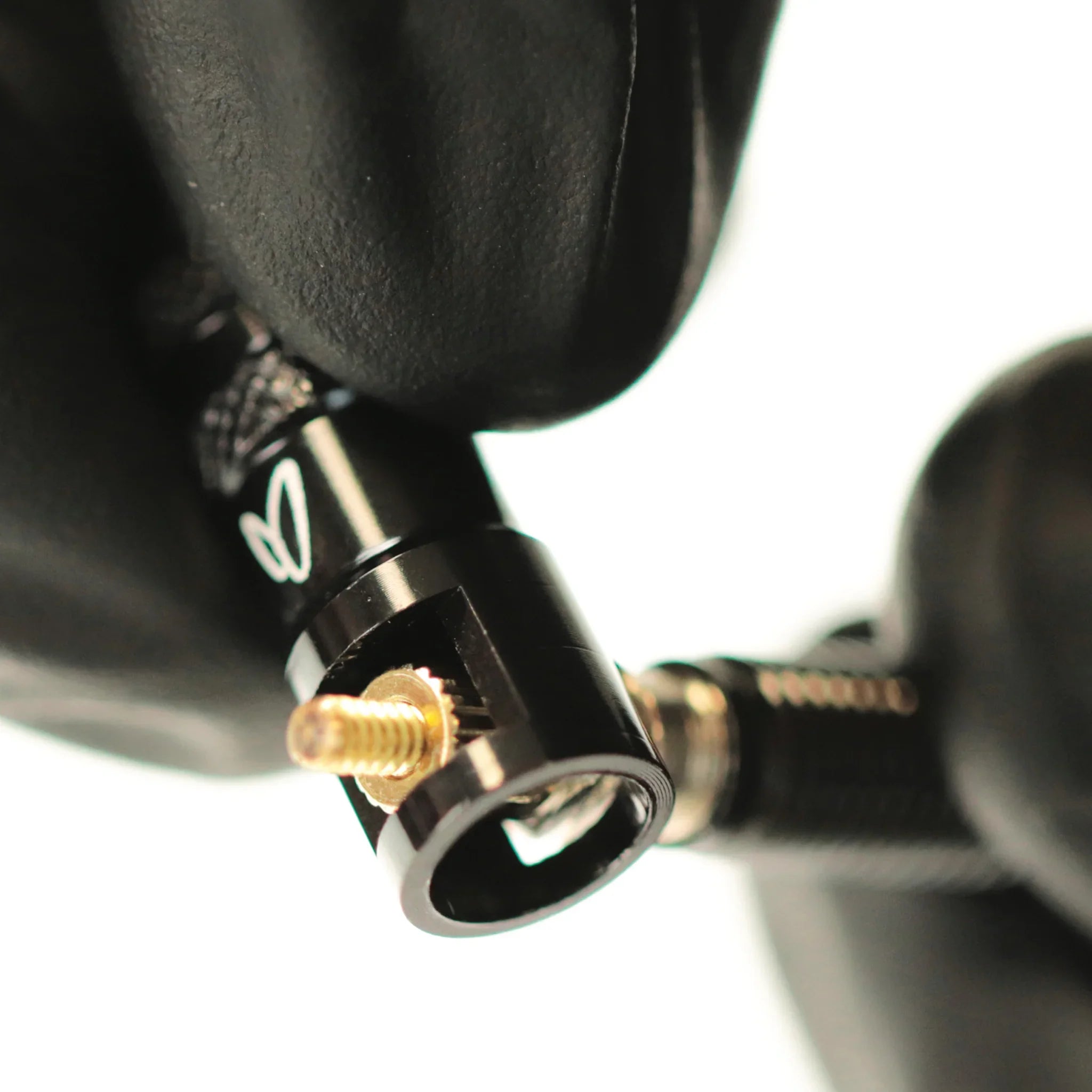 Caffélatex Tubeless Valve Pair Black RVC and Key